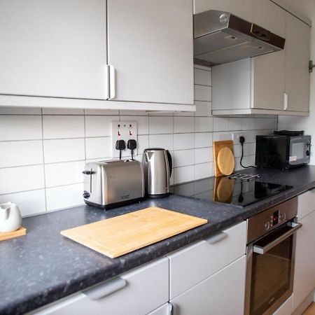Guestready - Homely Leeds City Apartment Sleep 4 Meanwood Exteriér fotografie